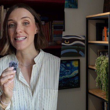 Patricia Cascales, interiorista: "En un piso pequeño necesitas pocos muebles, pero más importantes, y no solo decorar en blanco y con espejos"