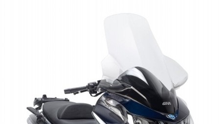 GIVI viste al Piaggio X10