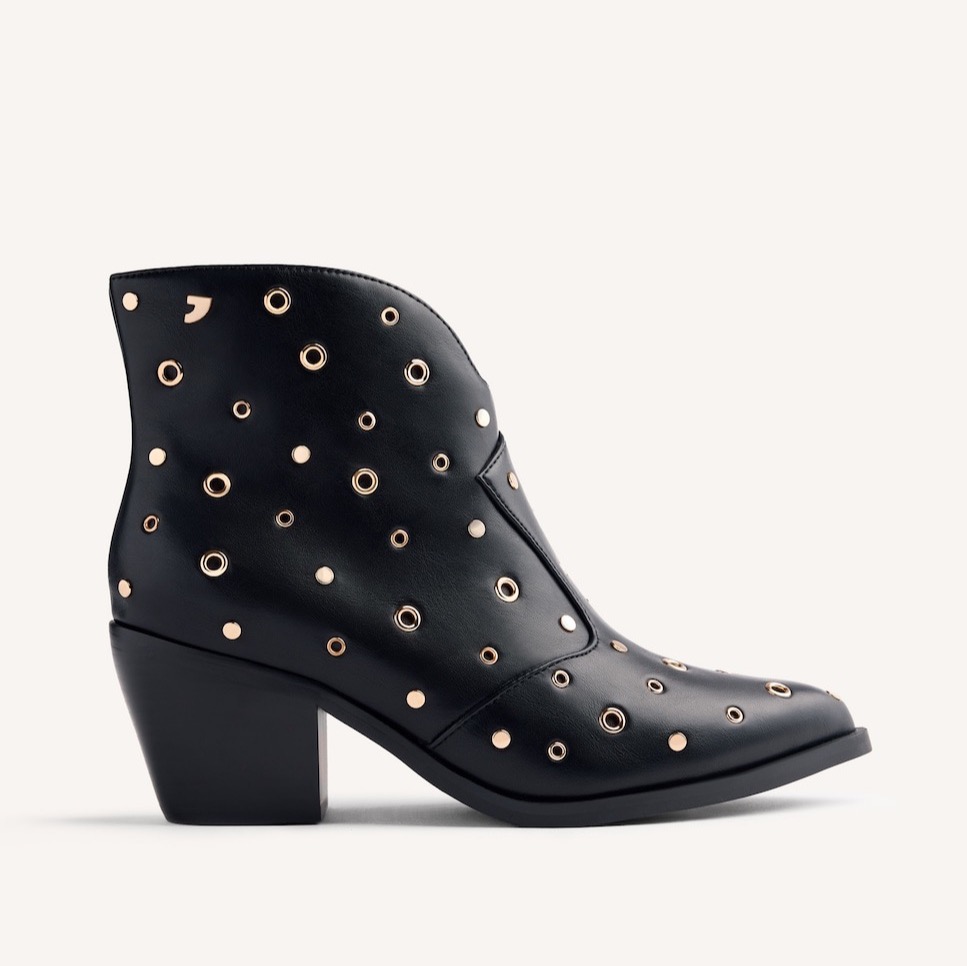 Botines con tachuelas de Gioseppo