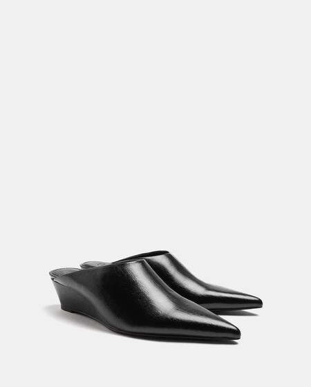 Zapatos Otono 2026 Tendencia Mules Botines Oficina Piel Elegantes Bonitos