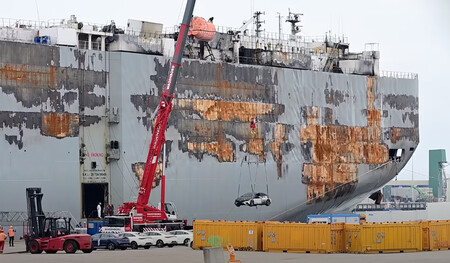 Fremantle Hughway En El Puerto De Eems