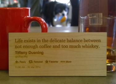 Permanent140 inmortaliza tus mejores tweets en madera o en metal