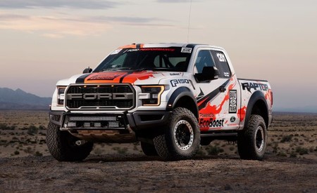 Ford competirá en la Baja 1000 con una Raptor sin modificación alguna... prácticamente
