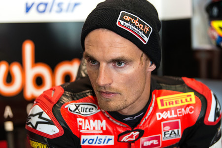 Las SBK llegan a Italia más calientes que nunca. Chaz Davies: "Jonathan Rea jugó sucio"