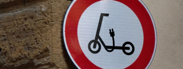 La DGT tiene una nueva señal para prohibir patinetes en cualquier calle: Gijón ya está estudiando en instalarla