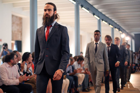 El Ganso llena de colorido preppie la MFSHOW MEN