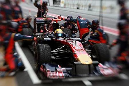 f1_sebastien-buemi-y-toro-rosso-siguen-sorprendiendo-de-cuando-en-cuando.jpg