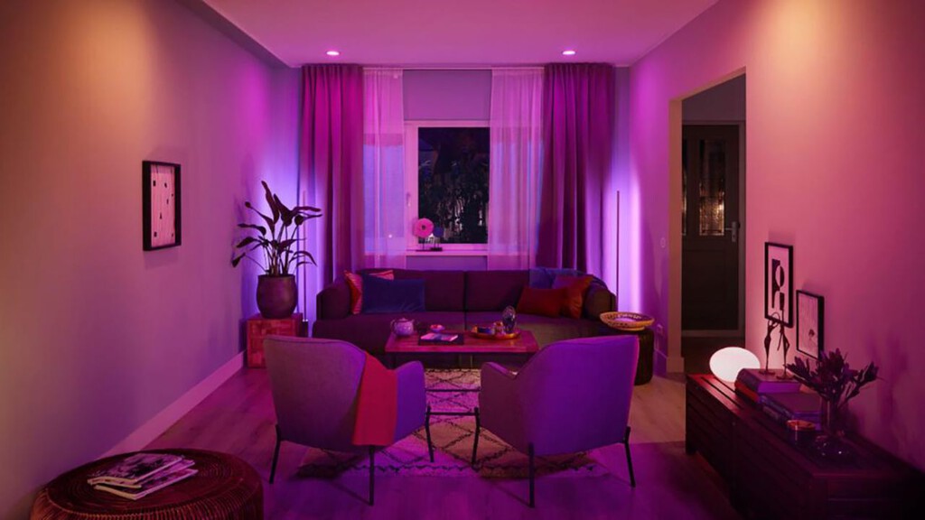 Philips lanza nuevas luces para dentro y fuera de casa: lámparas, sistemas modulares y hasta un botón programable