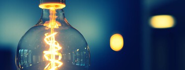 Cambiarse de compañía de luz o gas: qué derechos tenemos los consumidores y qué pueden pedirnos al hacerlo 