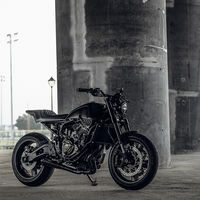 Espectral y espectacular, así es la Yamaha XSR700 Flying Phantom preparada por Rough Crafts