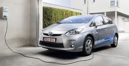 Toyota Motor lidera un proyecto de coche compartido en comunidades de viviendas japonesas