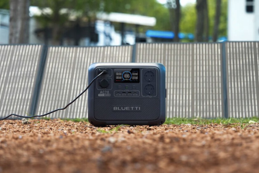 BLUETTI AC70