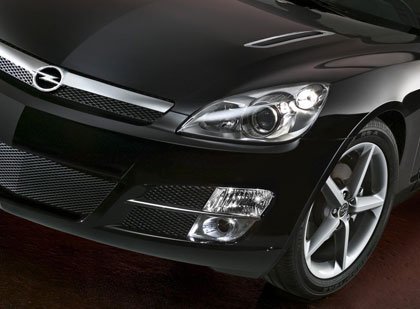 Opel GT, más fotos de interior y precios