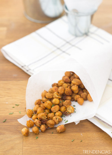 Snack de garbanzos tostados picantes. Receta