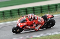 Ducati sigue buscando soluciones en Misano 