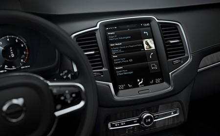 Android Auto: maneja tu teléfono Android en tu coche sin apartar los ojos de la carretera