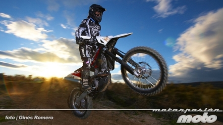 Husqvarna TE449 2013, prueba (conducción offroad)