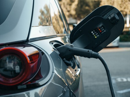 China se convierte en el país con más cargadores para coches eléctricos, con más de dos millones de puntos de carga