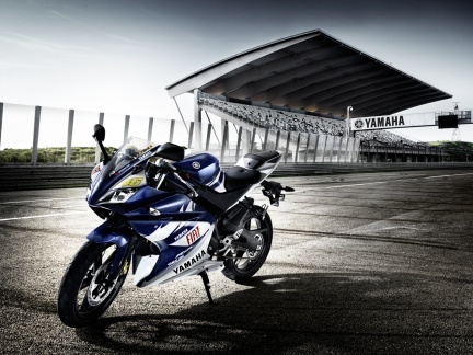 Yamaha YZF R125 Rossi Réplica