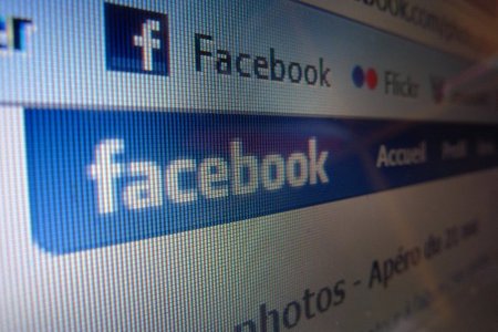 Subida del coste de anunciarse en Facebook