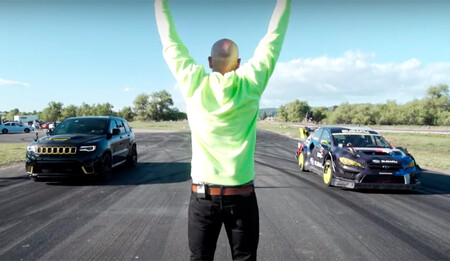 El Subaru WRX STI de Travis Pastrana y sus 874 CV se enfrentan a un Jeep Trackhawk de 1.095 CV en este vídeo