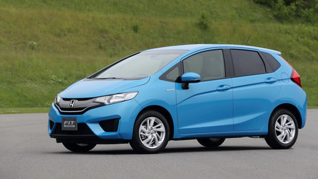 El Honda Jazz Hybrid 2014 homologará 2,74 l/100 km en Japón