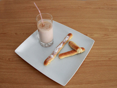Fartons valencianos con leche entera sin lactosa. Receta
