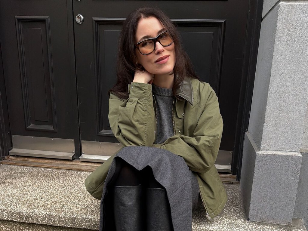 Stradivarius firma la chaqueta estilo Barbour perfecta para crear looks de lluvia con estilo 
