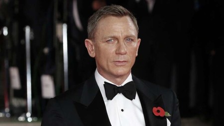 Si James Bond bebiera todo lo que bebe en sus películas y novelas no podría ser James Bond