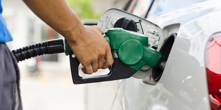 Cargar gasolina