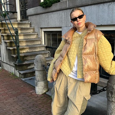 Mis amigas más estilosas se han enamorado de esta chaqueta acolchada de Sfera: en color escarcha y por 36 euros