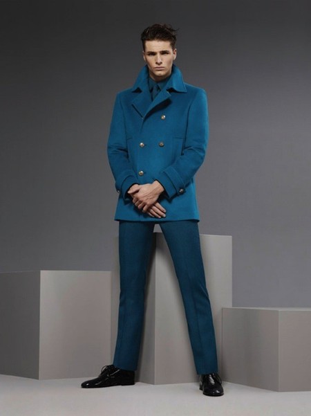 Les presento a un Versace bastante comedido para la temporada Otoño-Invierno 2013/2014