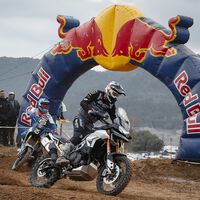 Iván Cervantes da la sorpresa en la Bassella Race al imponerse con su Triumph Tiger 900 Rally 