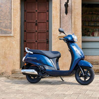 Suzuki renueva a su Address 125: un scooter muy pintón, estilo retro y muy poco consumo por 2.899 euros