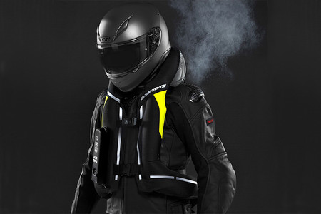 El airbag para moto de Spidi ofrece 3,8 metros de protección y cuesta 599,90 euros