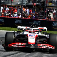 Kevin Magnussen se queja de la maniobra de Lewis Hamilton que acabó sin sanción: "La FIA es muy fácil de manipular"