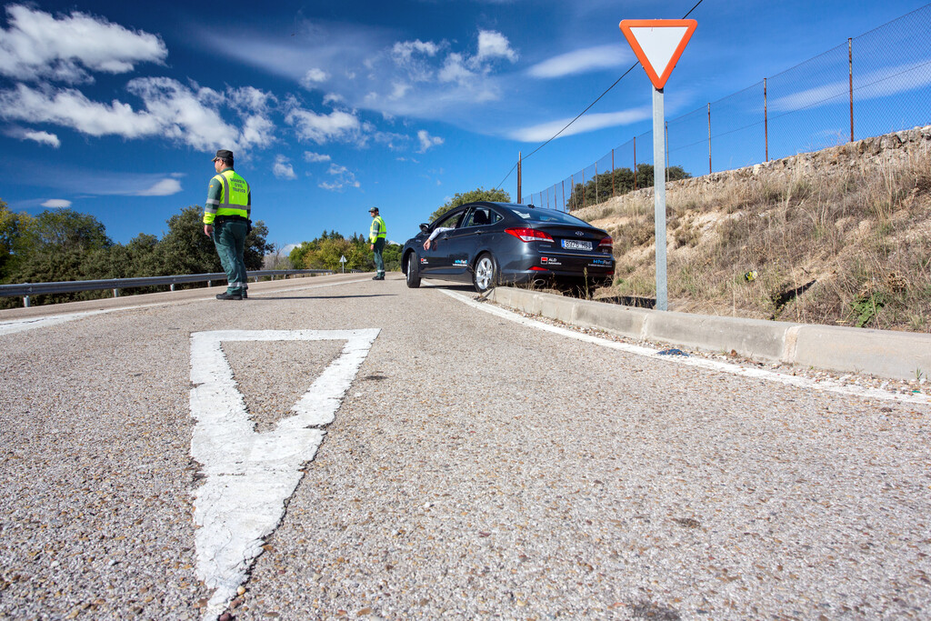 Sí, la DGT puede pasar una ITV por sorpresa en la carretera. Pero tu coche no será uno de ellos 