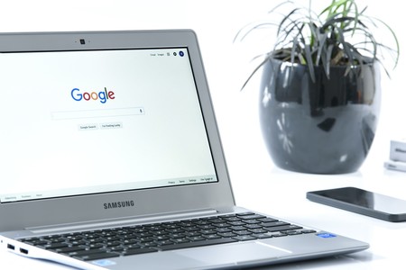 Google dejará de mostrar fragmentos e imágenes de noticias en Francia anticipando una limitación llamada a extenderse por la UE