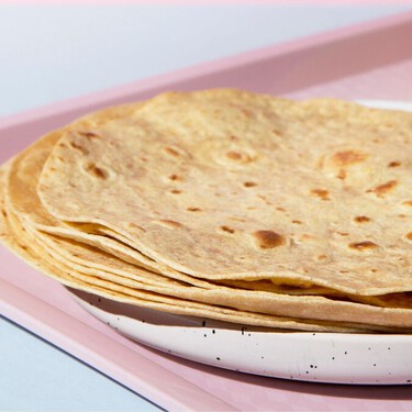 Si tienes que calentar tortillas en el microondas, sigue estos pasos para que no se te sequen o hagan duras