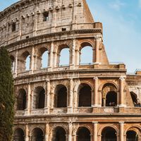 Hazte una foto con el Coliseo sin multitudes, desde este rincón de Roma poco conocido