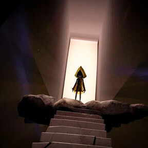 Nunca me he sentido tan vulnerable en un videojuego, y el nuevo Little Nightmares hace honor a su nombre. Análisis 