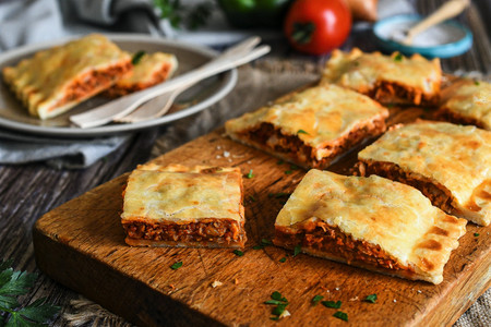 Receta de empanada de atún para chuparse los dedos