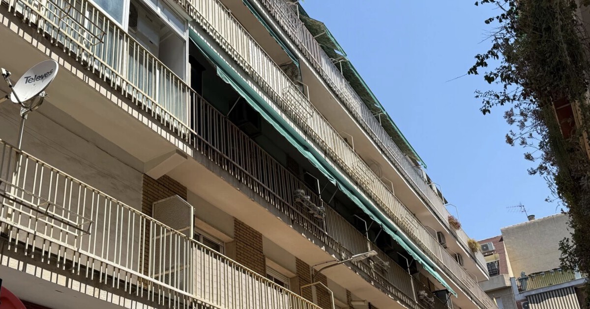 Así nos dijo el instalador que usáramos el toldo y poca gente lo hace: durará más tiempo y no perderá el color