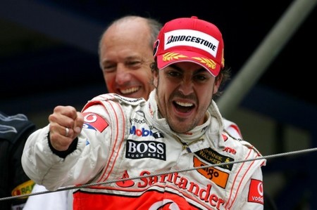 Santander quiere continuar con Fernando Alonso en McLaren