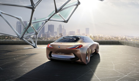 BMW Vision Next 100
