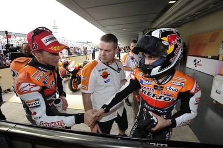 MotoGP Portugal 2011: ¡puños fuera!