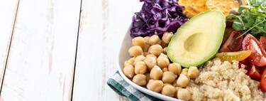 Cómo obtener tu proteína diaria en una dieta 100% vegetal: qué comer y qué evitar 