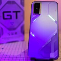 Probamos el Infinix GT 30 Pro, el celular gaming oficial de la PUBG Mobile Super League que incorpora gatillos táctiles en los bordes y un diseño trasero 