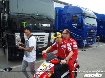 Preparados para la acción en el GP de la Comunitat Valenciana en Cheste