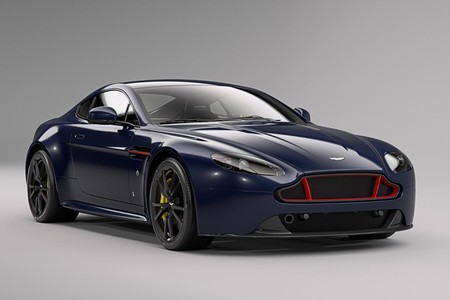 El Aston Martin Red Bull Edition va firmado por Daniel Ricciardo y Max Verstappen